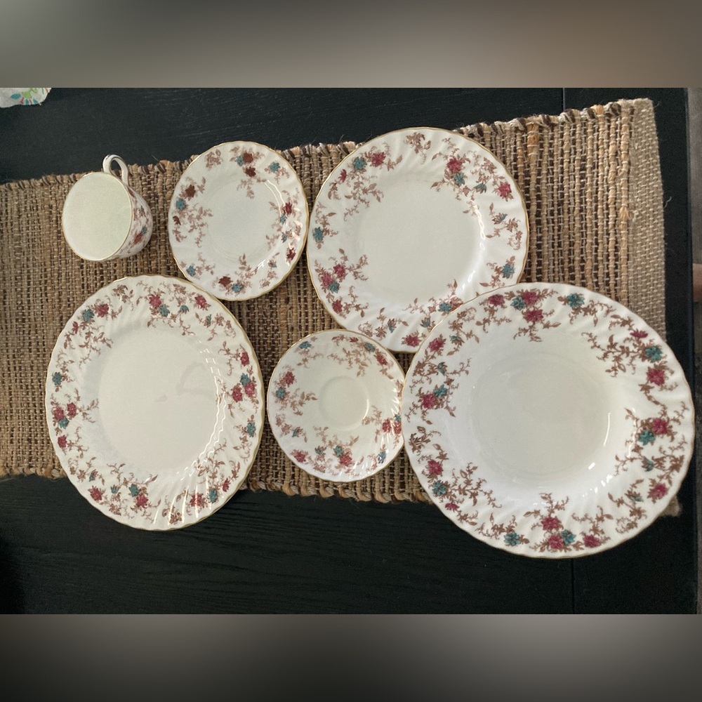 Minton 6 Piece Place Setting- Ancestral S-376 - Picture 13 of 14
